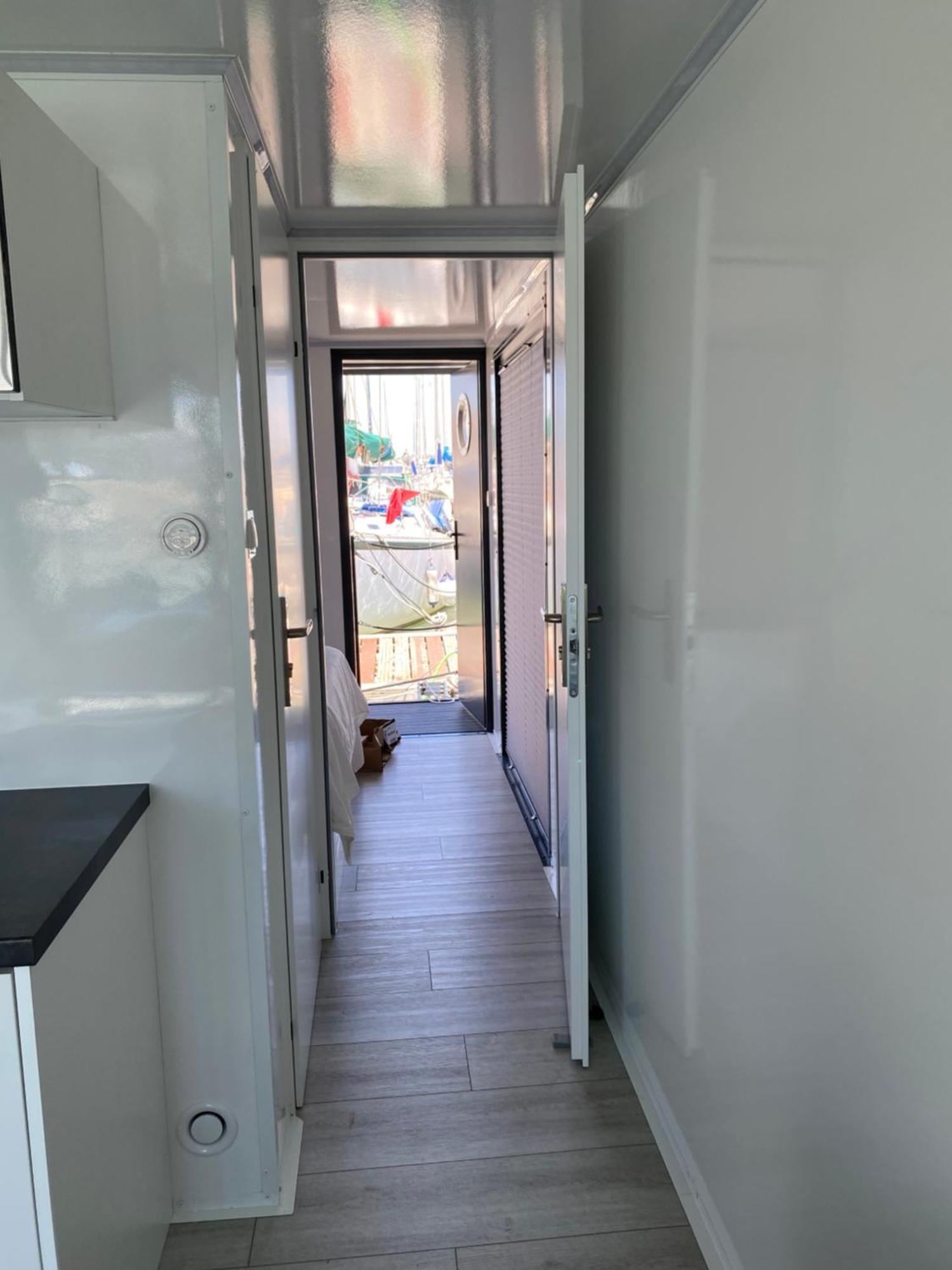 Отель Houseboat Cadiz El Puerto - Casa Flotante Эль-Пуэрто-де-Санта-Мария Экстерьер фото